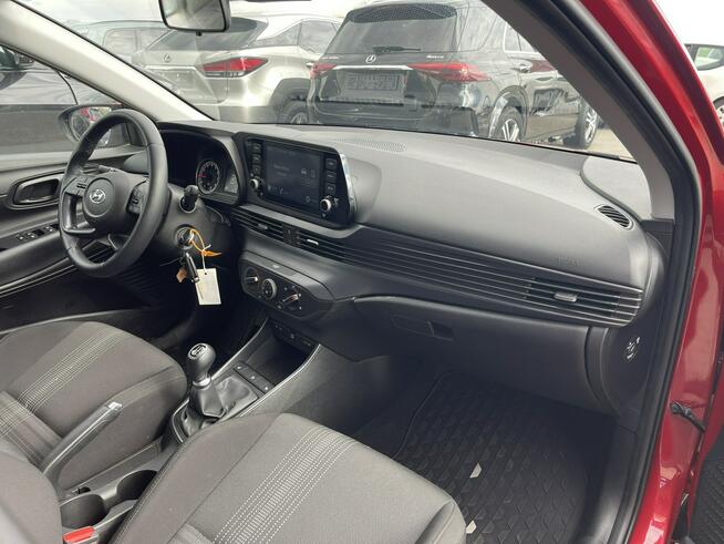 Hyundai Bayon Podgrzewanie Czujniki park.  Virtual cockpit Gliwice - zdjęcie 9