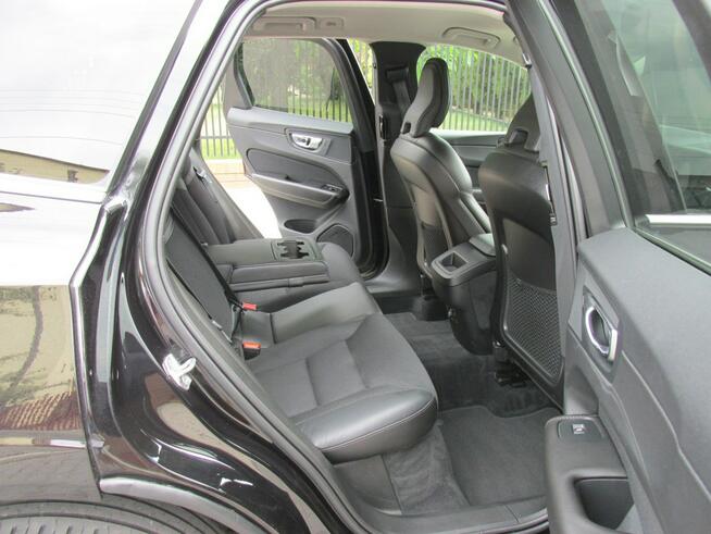 Volvo XC 60 z Gwarancją Bezwypadkowy Model 2020r Żyrardów - zdjęcie 8