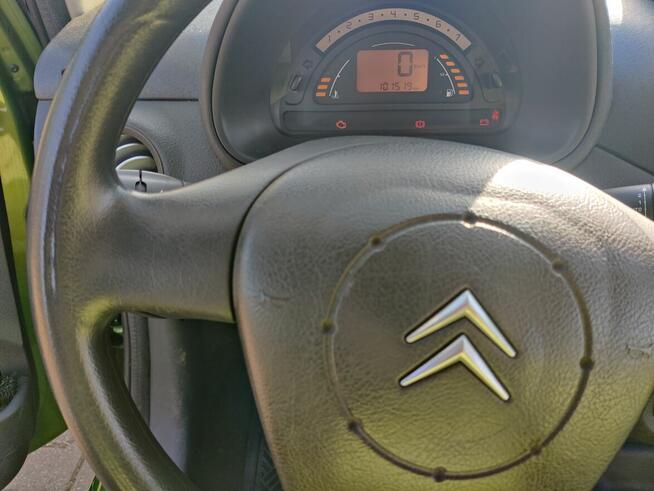 Citroen C2 1,4 2004 107 tys. benzyna Nowe Miasto - zdjęcie 2