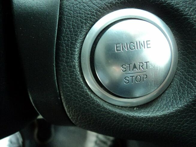 sprzedam ładnego MERCEDESA GLC 250 2.0 CDI 4MATIC 210KM salon polska Lublin - zdjęcie 11