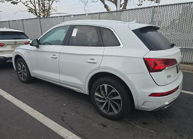 Audi Q3 PREMIUM PLUS / S-Line / niski przebieg Cieszyn - zdjęcie 5