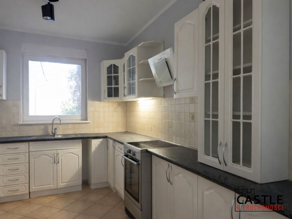 Komfortowy  dom na wynajem Złotniki - zdjęcie 1