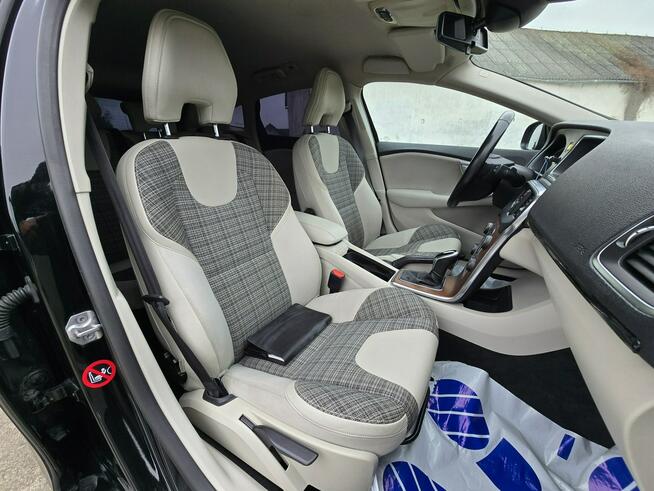 Volvo V40 led*RDesign*Bezwypadkowy Białogard - zdjęcie 5
