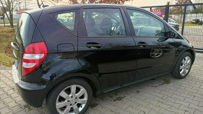 Mercedes A 180 Automat. Ekonomiczny. Bez rdzy ! Ekonomiczny Stare Budy - zdjęcie 6
