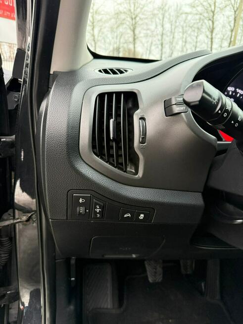 Kia Sportage Ekonmiczny Suv,czujniki parkowania,6biegowa skrzynia Słupsk - zdjęcie 9