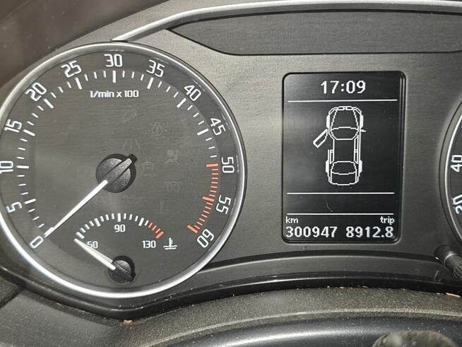 Skoda Octavia 4x4 DSG historia serwisowa zamiana Częstochowa - zdjęcie 8