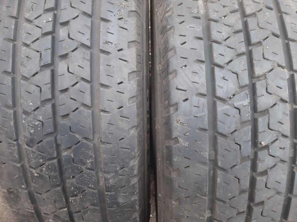 Sprzedam opony Łomża - zdjęcie 1