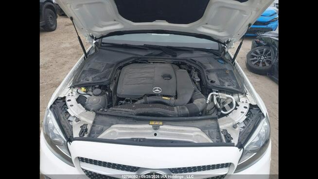 Mercedes C 300 4Matic / pakiet AMG / niski przebieg Warszawa - zdjęcie 12