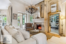 PARTEROWA REZYDENCJA Z BASENEM, duża działka, styl włosko-prowansalski