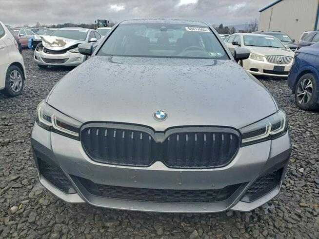 BMW M550i / xDrive / M-Pakiet / Niski przebieg / Tarnów - zdjęcie 3