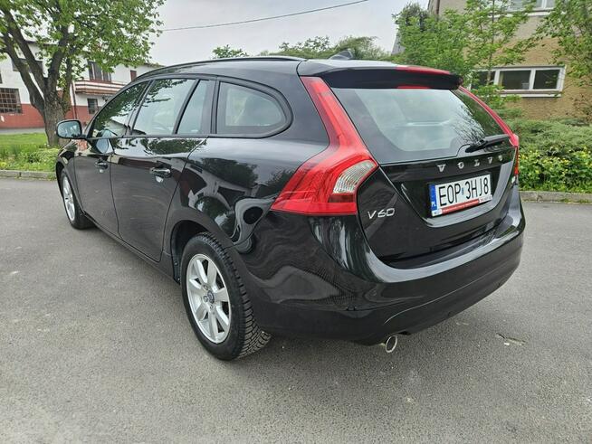 Volvo V60 Pełna Historia Serwisowa* Silnik 5 cylindrowy* Rok GWARANCJI Opoczno - zdjęcie 3