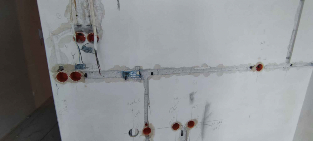 Usługi elektryczne Fabryczna - zdjęcie 1