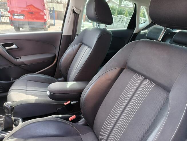 Volkswagen Polo 1.6 TDI 90 KM  Oryginalny Przebieg Serwisowany Twardów - zdjęcie 11