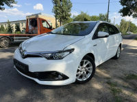 Toyota Auris 1.8 HSD 136KM  Serwisowany Kamera Ładny stan Otwock Mały - zdjęcie 2