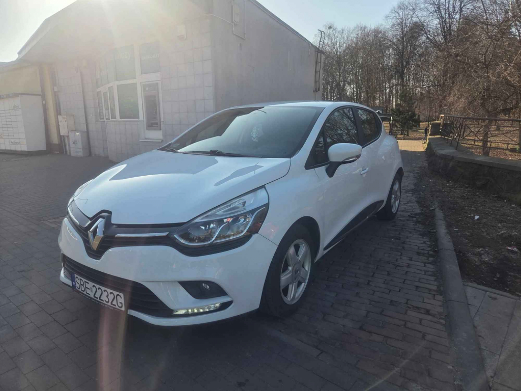 Sprzedam samochód Renault Clio 4 Wojkowice - zdjęcie 4