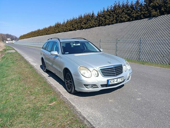 Mercedes E klasa 3.0 CDI 224km 07r Automat Tarnów - zdjęcie 1