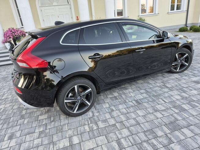 Volvo V40 2.0d 190km R-DESIGN navi full led chromy Drelów - zdjęcie 6