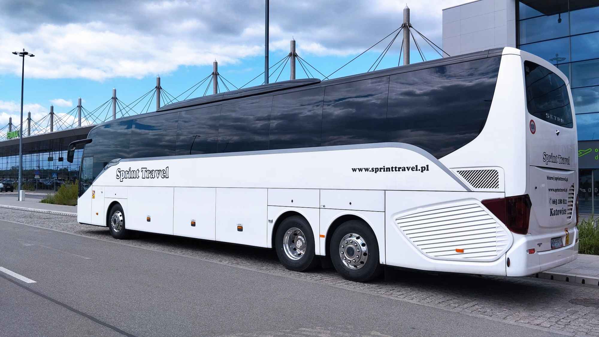 Wynajem busów Przewóz osób, Wynajem Autokarów, Śląsk, Katowice Ruda Śląska - zdjęcie 11