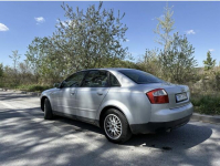 Audi A4 1.6 102KM 2001 Pińczów - zdjęcie 3