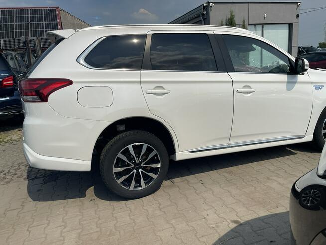 Mitsubishi Outlander AWD PHEV Automat Klimatronik Kamera Podgrzewanie Gliwice - zdjęcie 4