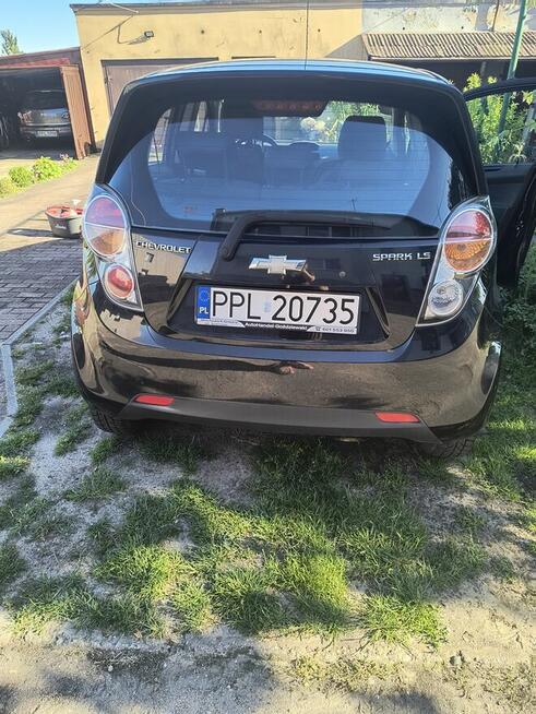 Chevrolet Spark czarny Dobrzyca - zdjęcie 3