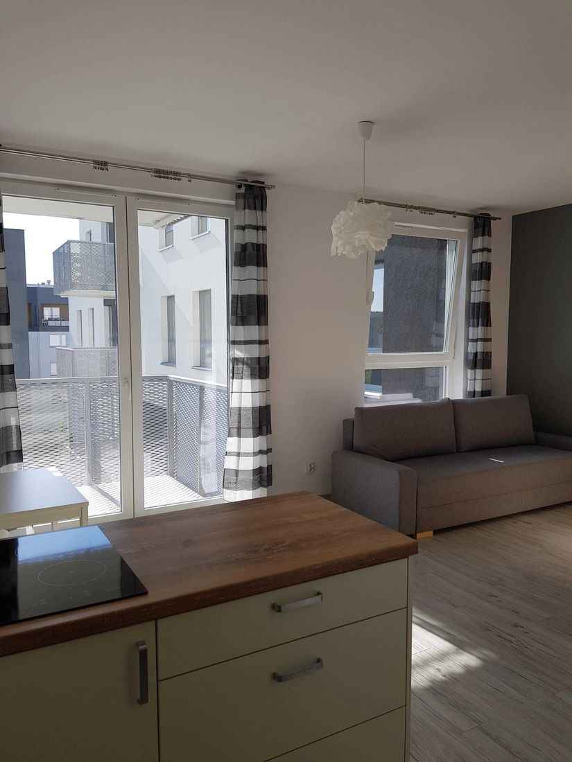 1pok, 28met, okolice Tarnogajskiej BALKON/WINDA (Wrocław) Krzyki - zdjęcie 1