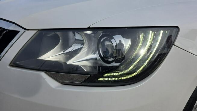 Škoda Superb xsenon panorama super stan navi Lębork - zdjęcie 11