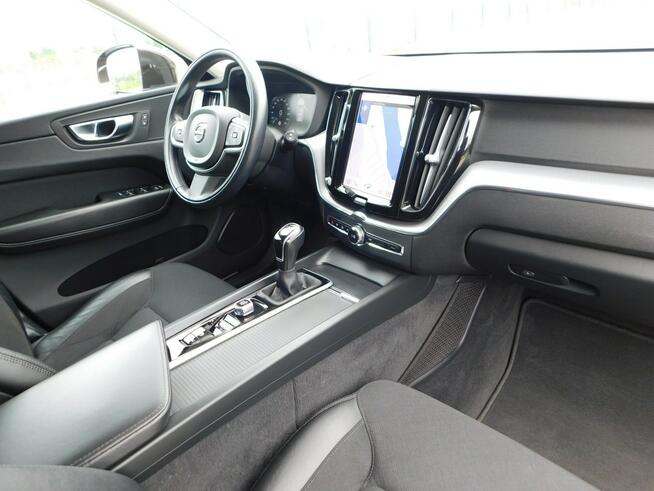 Volvo XC 60 z Gwarancją Kamera Grzane Fotele Model 2021r Żyrardów - zdjęcie 9