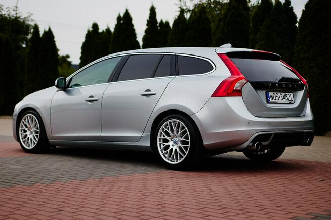 Volvo V60 2.0_163KM_Rdesign_Automat Rzekuń - zdjęcie 3