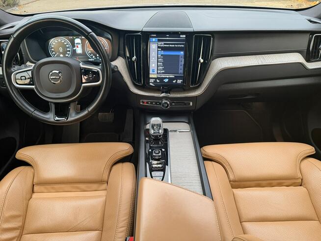 Volvo XC60 B4 197 KM 4x4 Inscription | Krajowy | Serwis | Bezwypadkowy Szczecin - zdjęcie 9