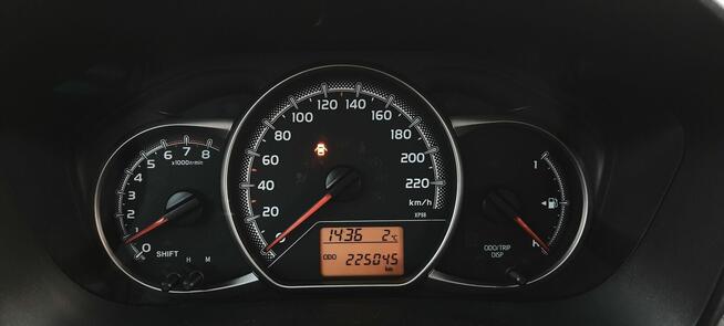 Toyota Yaris III 1.33 Lift 2015r. Klimatyzacja 5 Drzwi Nowa Sól - zdjęcie 10