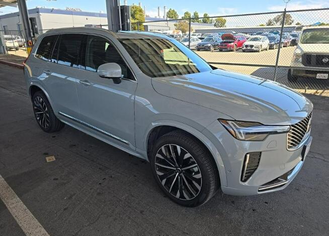 Volvo XC 90 Bogata wersja wyposażenia / AWD / T8 Chwaszczyno - zdjęcie 3