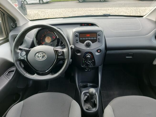 Toyota Aygo Warszawa - zdjęcie 11