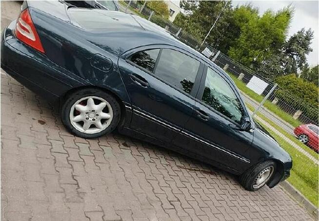mercedes C200 sprzedaż syndyka Tychy - zdjęcie 4