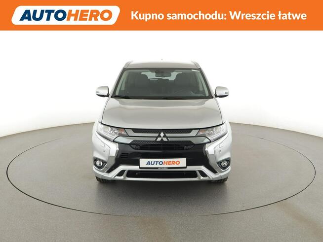Mitsubishi Outlander 224KM PHEV 4x4 alcantara kamera tempomat Warszawa - zdjęcie 11