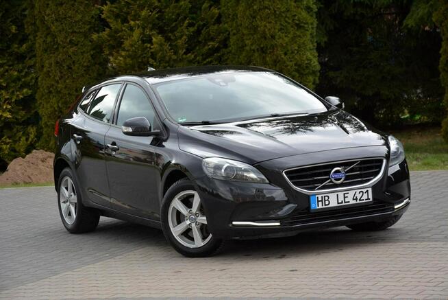 Volvo V40 Xenon Ledy Virtual Zegary Parktronik ASO Alu16 Nowe Opony Ostrów Mazowiecka - zdjęcie 10