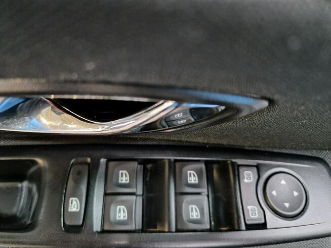 Renault Megane ZOBACZ OPIS !! W PODANEJ CENIE ROCZNA GWARANCJA !! Mysłowice - zdjęcie 12