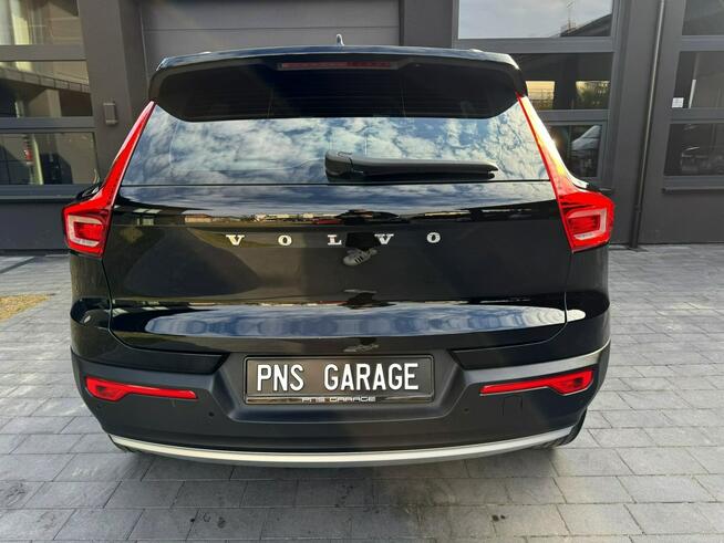 Volvo XC 40 2.0D D3 150KM Skóry Wzorowe Niski Przebieg Full LED Końskie - zdjęcie 8