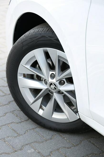 Škoda Octavia 1.5 TSI 150 Selection bezwypadkowa, serwisowana Tychy - zdjęcie 10