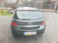 Sprzedam samochód Opel Astra 2010 rok Radom - zdjęcie 4