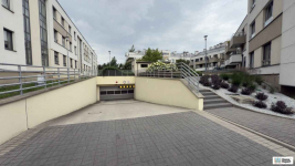 5 Miejsc Postojowych (70m2) ul. Iwaszkiewicza (Wrocław)