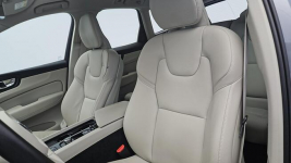 Volvo XC 60 B4 B Plus Dark aut ! Z Polskiego Salonu ! Faktura VAT ! Warszawa - zdjęcie 11