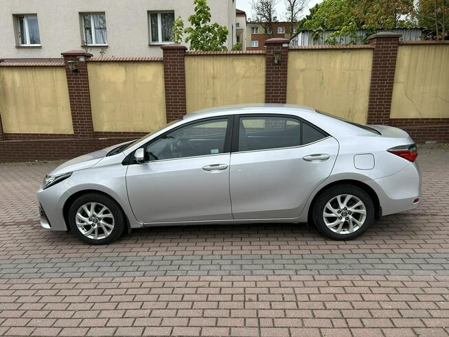 Toyota Corolla 1.6 benzyna polski salon Słupsk - zdjęcie 3
