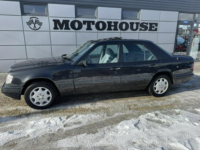 Mercedes E 200 Chełm Śląski - zdjęcie 5