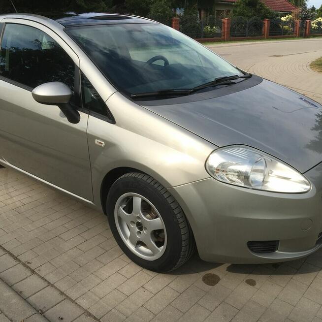 FIAT GRANDE PUNTO 2009 +BENZYNY+GAZ+NOWY ROZRZĄD Jelcz-Laskowice - zdjęcie 10