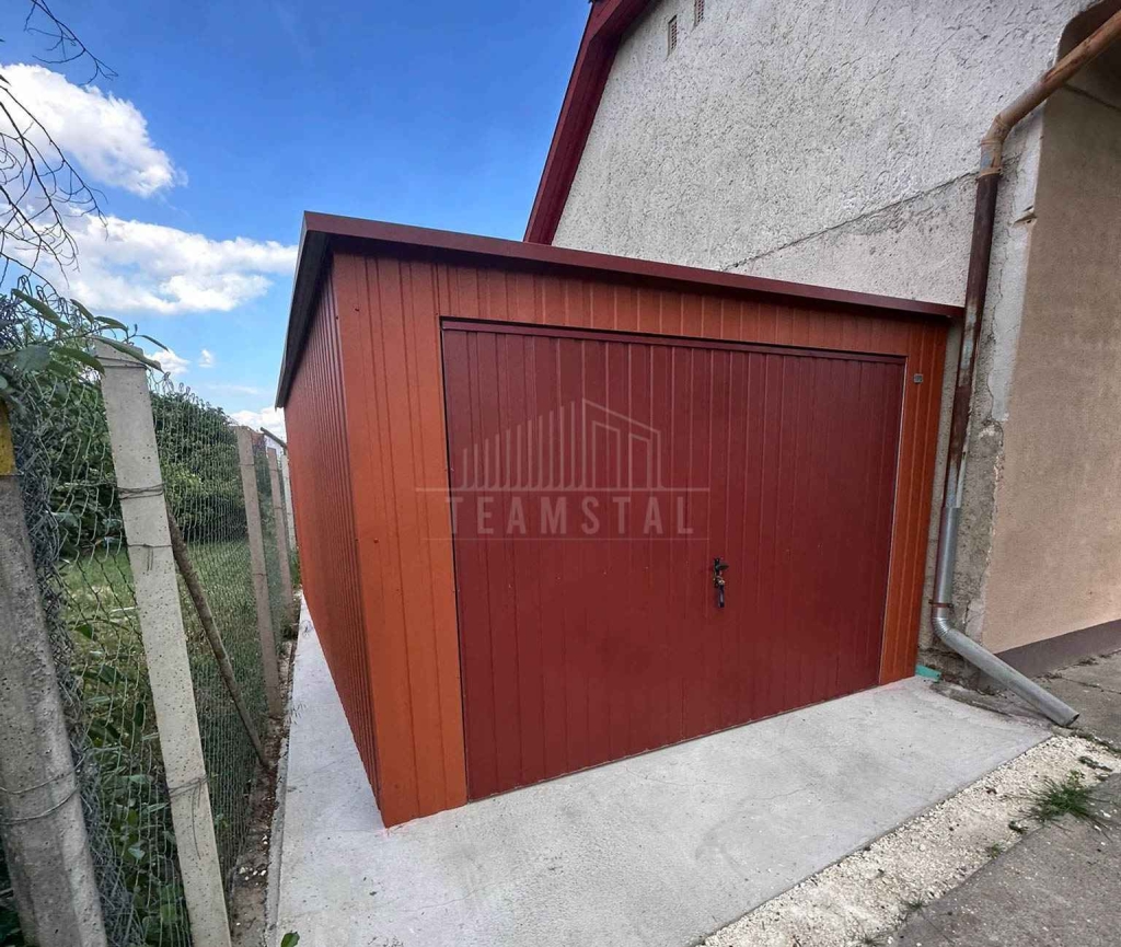 Garaż blaszany 4x5 m - brama dwuskrzydłowa wiśnia dach  TS1301 Biała Podlaska - zdjęcie 2