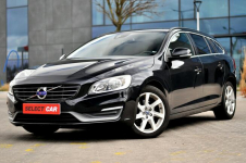 Volvo V60 LiFT 2,0D 5-Cilindrów Automat  Ledy Skóra Navi Full Opcja