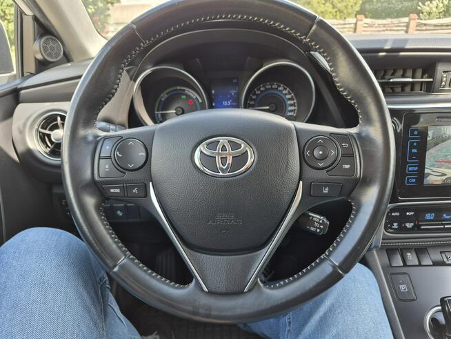 Toyota Auris 1.8 hybrid  climatronic kamera grzane fotele Drelów - zdjęcie 12
