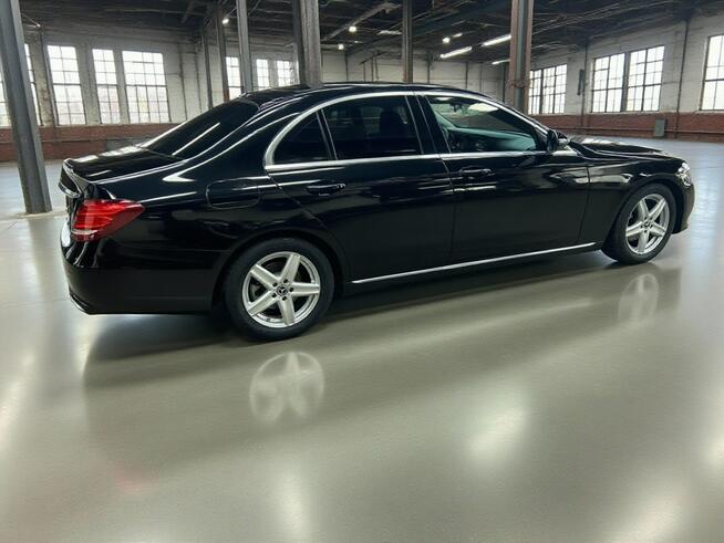 Mercedes E 200 Bez wkładu Zadbany użytkowany na trasach Kraków - zdjęcie 8