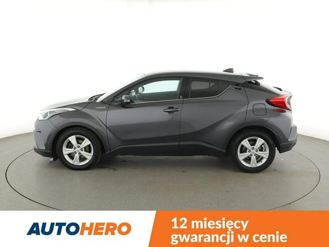 Toyota C-HR klima auto grzane fotele kamera i czujniki parkowania hak Warszawa - zdjęcie 2
